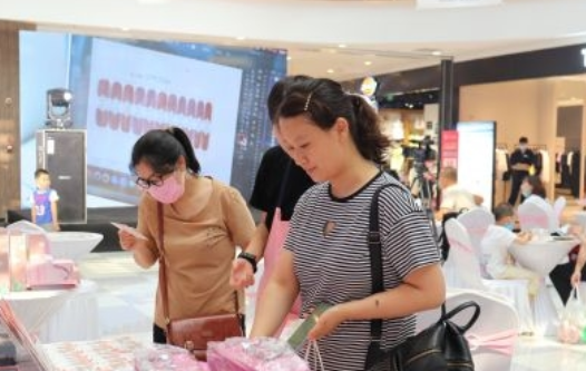 第五届世界智能大会天津启幕 展示人工智能多项新科技